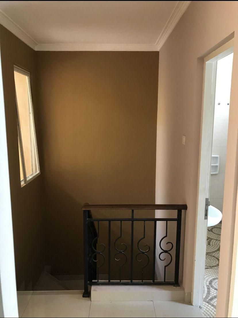 Rumah Disewakan Semi Furnished di Lippo Cikarang
